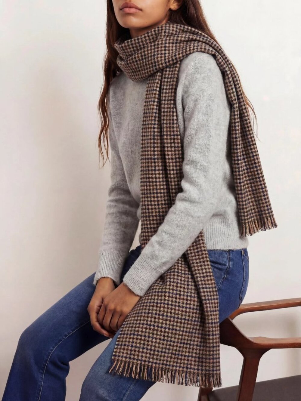 Houndstooth Wool Scarf  (Navy Multi)